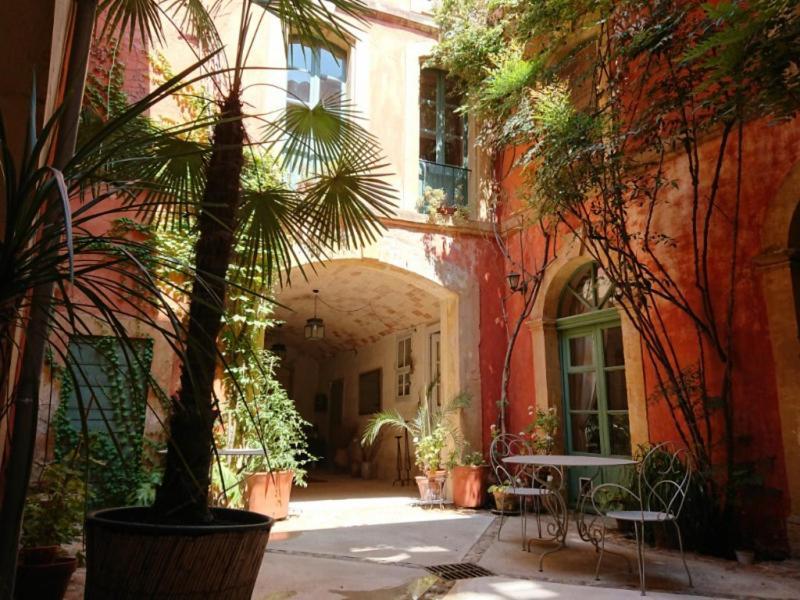 Rue Du Chateau Tarascon Exteriér fotografie